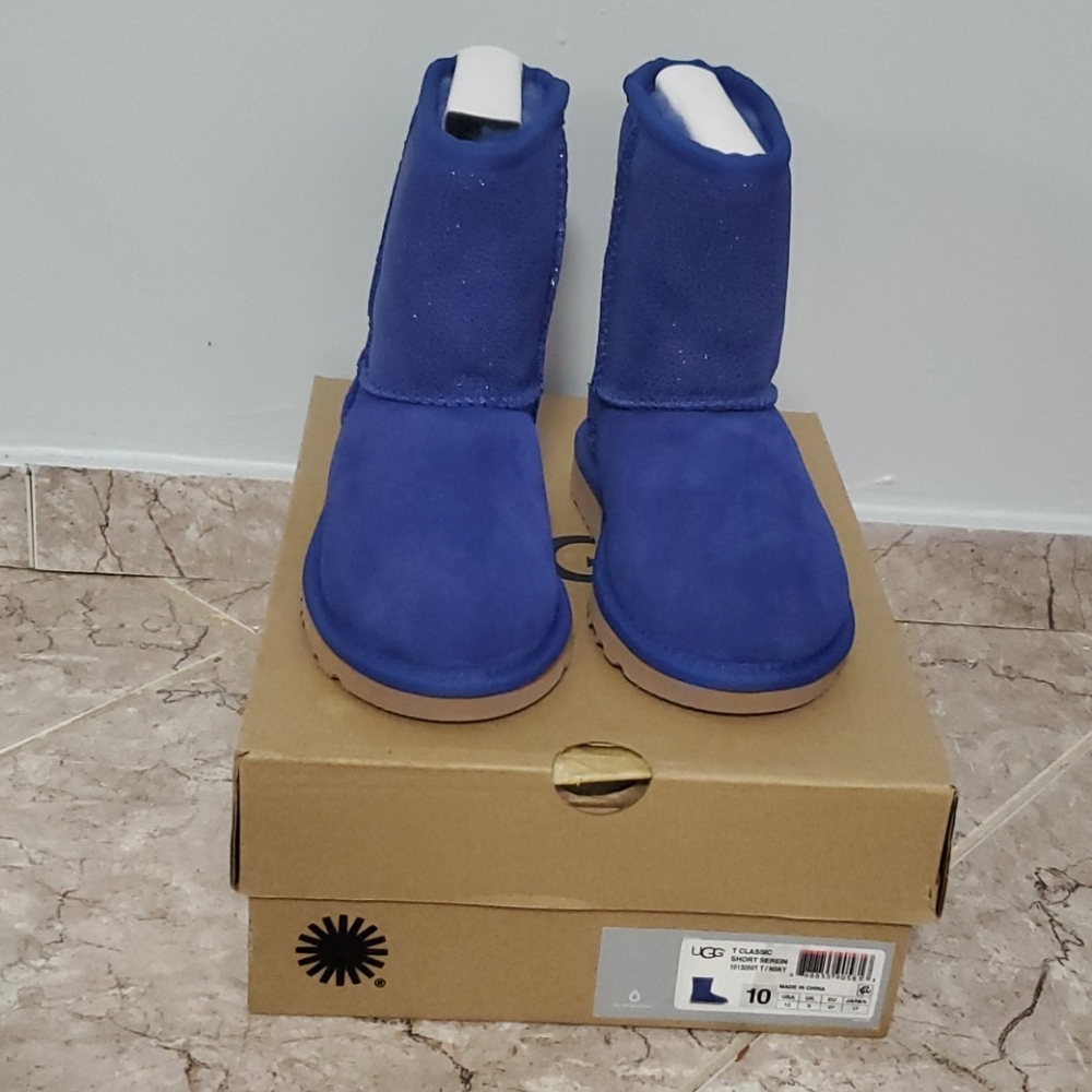 Brand New Ugg Kids Classic Short Serein Boots